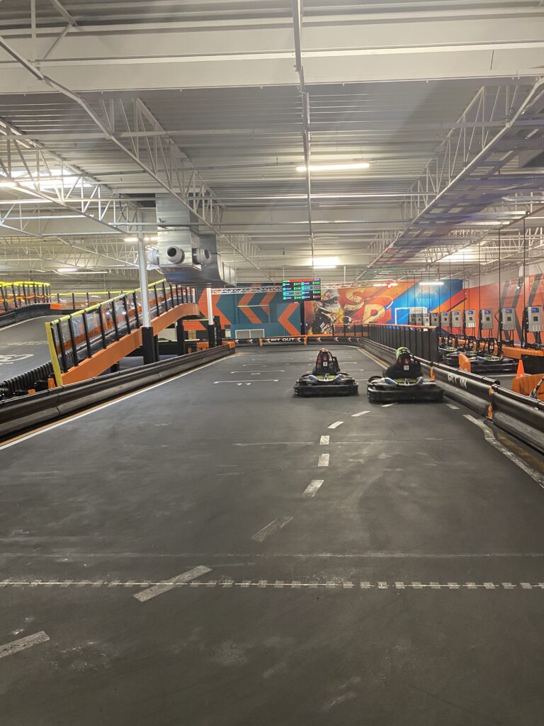 karting lors de la journée d'intégration du campus ecofac Angers